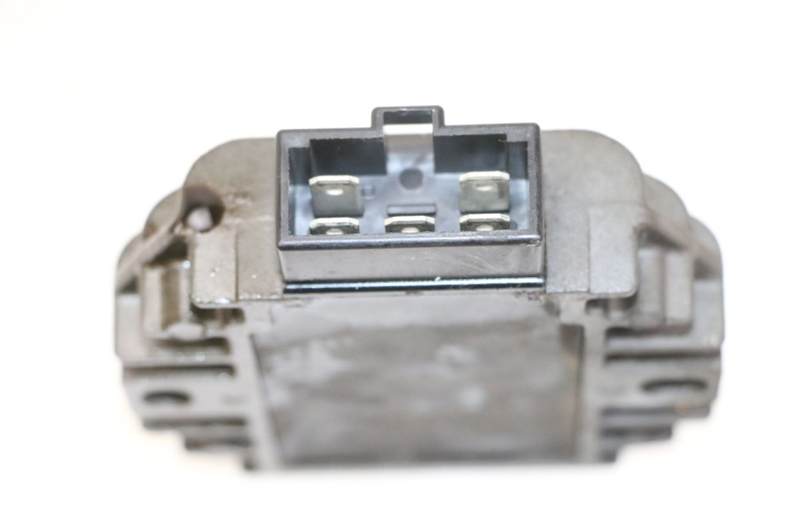 photo de CHARGING REGULATOR PIAGGIO MP3 125 (2006 - 2014)