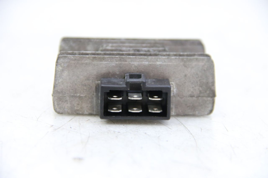 photo de CHARGING REGULATOR PIAGGIO VESPA GRANTURISMO 125 (2003 - 2007)