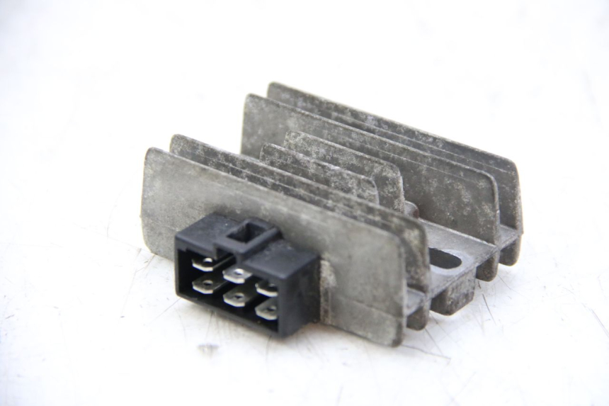 photo de CHARGING REGULATOR PIAGGIO VESPA GRANTURISMO 125 (2003 - 2007)