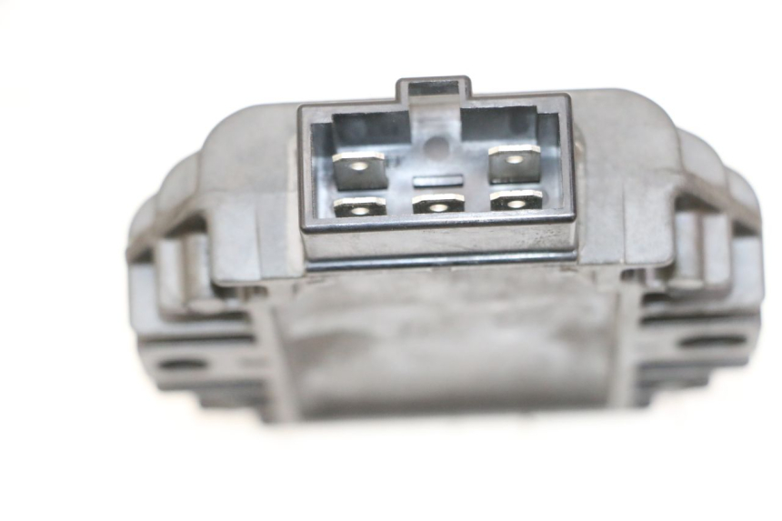 photo de REGULATOR PIAGGIO VESPA LX 150 (2005 - 2013)