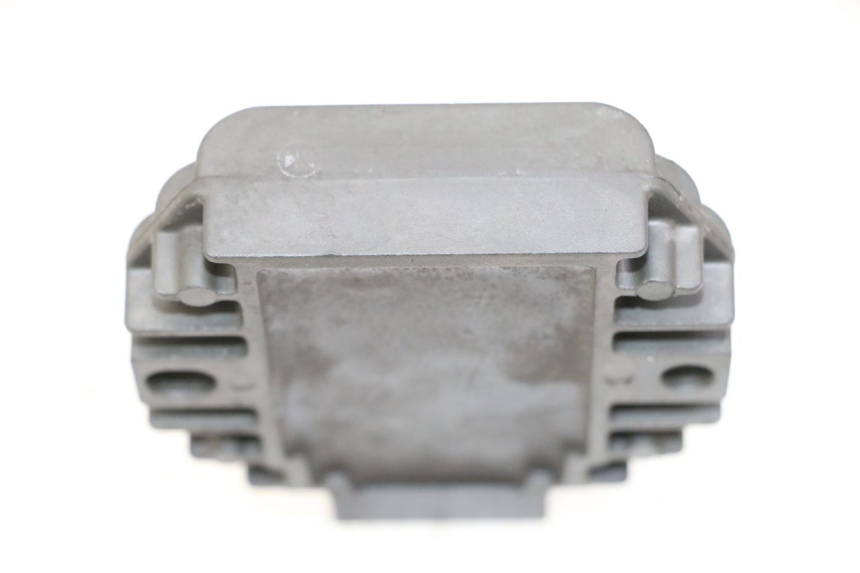 photo de REGULATOR PIAGGIO VESPA LX 150 (2005 - 2013)