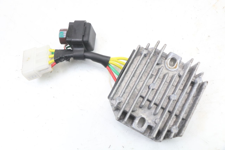 photo de REGULATOR PIAGGIO VESPA PRIMAVERA 4T 50 (2021 - 2024)