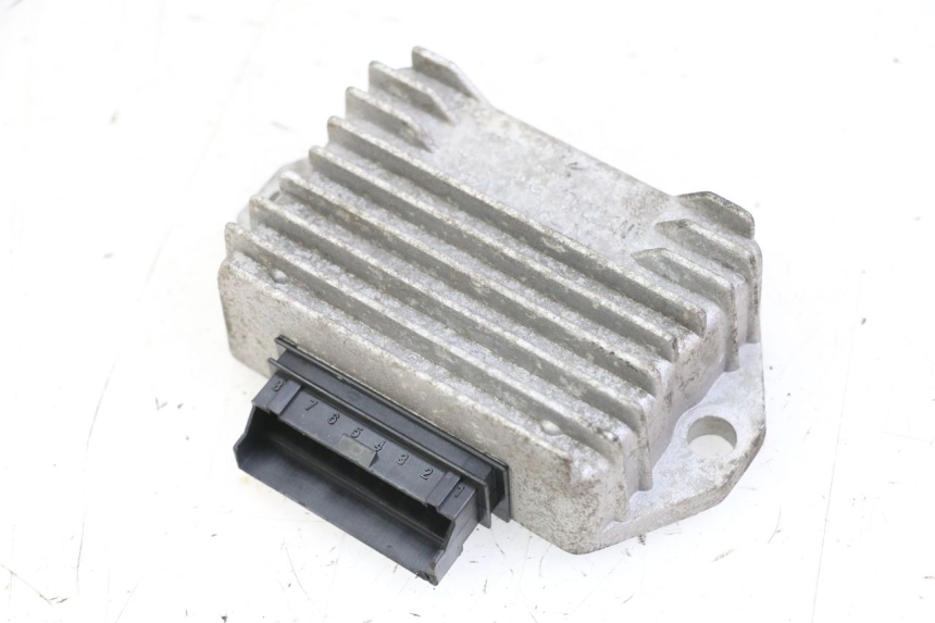 photo de CHARGING REGULATOR PIAGGIO VESPA S 2T 50 (2007 - 2014)