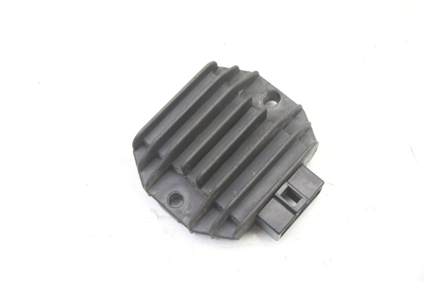 photo de CHARGING REGULATOR PIAGGIO X8 125 (2004 - 2007)
