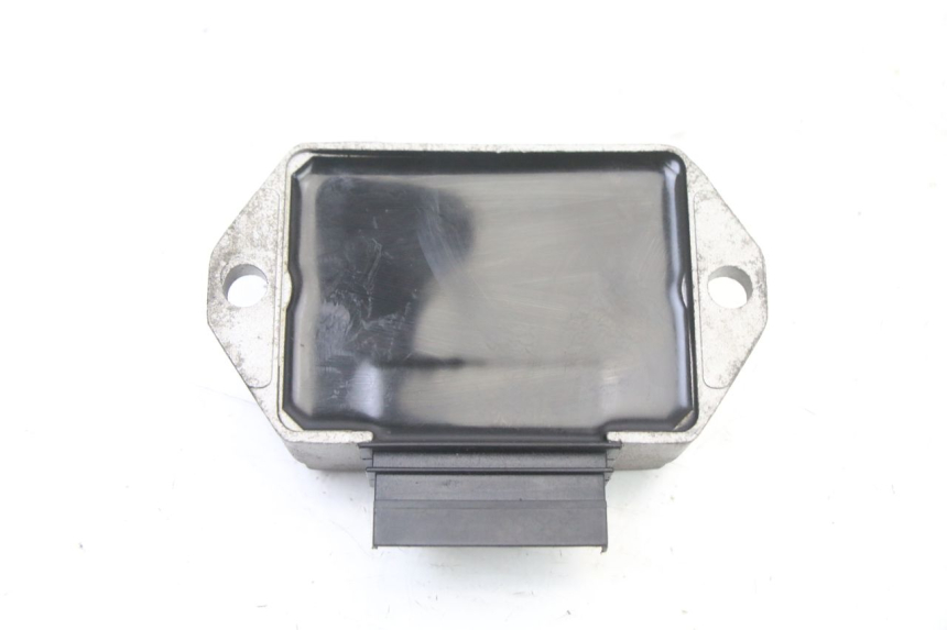 photo de CHARGING REGULATOR PIAGGIO ZIP 2T 50 (2009 - 2019)