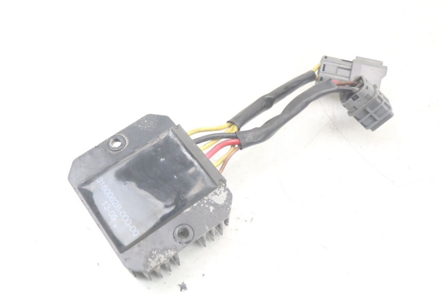 photo de CHARGING REGULATOR QUADRO 3D S 350 (2013 - 2018)