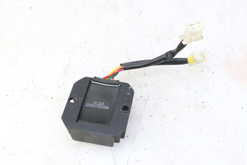 photo de REGULATOR MAG POWER R-STREET 50 (2016 - 2025)