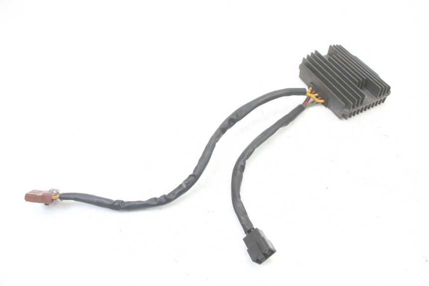 photo de CHARGING REGULATOR PEUGEOT SATELIS COMPRESSOR K15 125 (2006 - 2009)