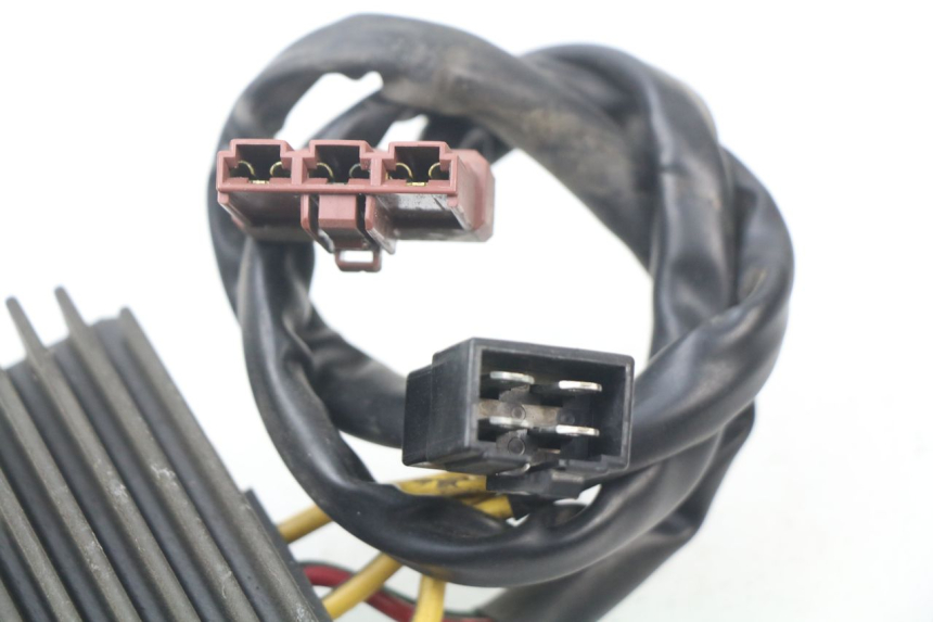 photo de CHARGING REGULATOR PEUGEOT SATELIS 125 (2010 - 2012)