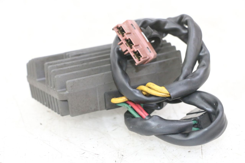 photo de REGULATOR PEUGEOT SATELIS 125 (2013 - 2018)