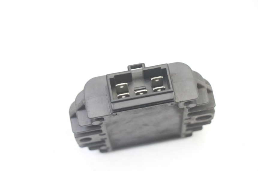 photo de REGULATOR APRILIA SCARABEO GT TOURING 125 (1999 - 2005)
