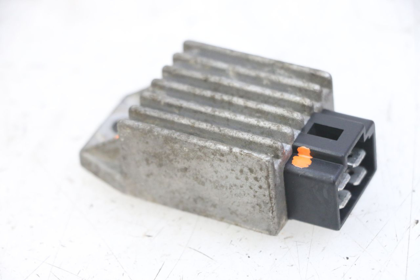 photo de REGULATOR PEUGEOT SPEEDFIGHT 2 LC 50 (2000 - 2009)