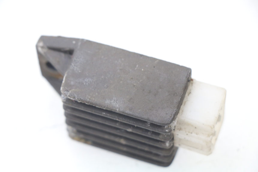 photo de CHARGING REGULATOR PEUGEOT SPEEDFIGHT 3 AIR 50 (2009 - 2015)