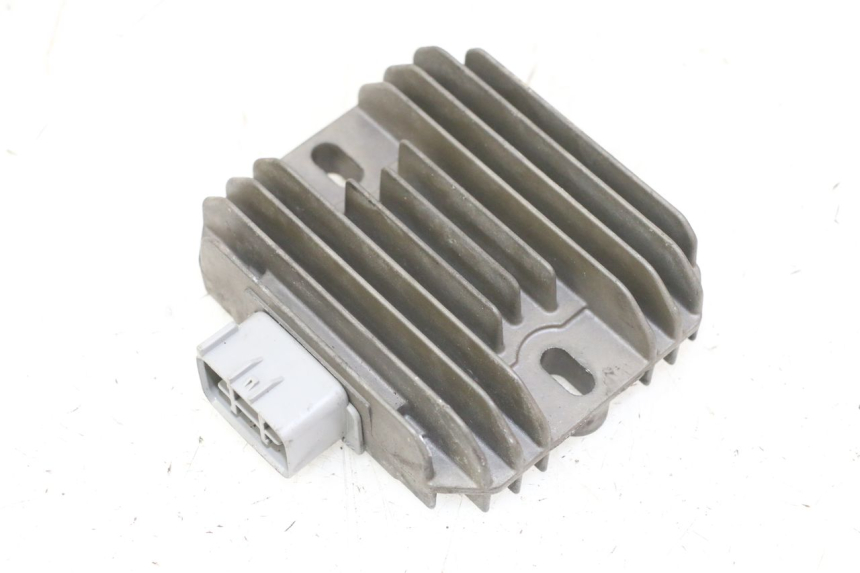 photo de CHARGING REGULATOR SUZUKI BURGMAN 125 (2007 - 2014)