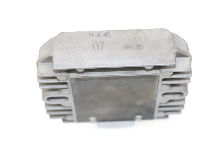 photo de CHARGING REGULATOR SUZUKI BURGMAN 125 (2007 - 2014)