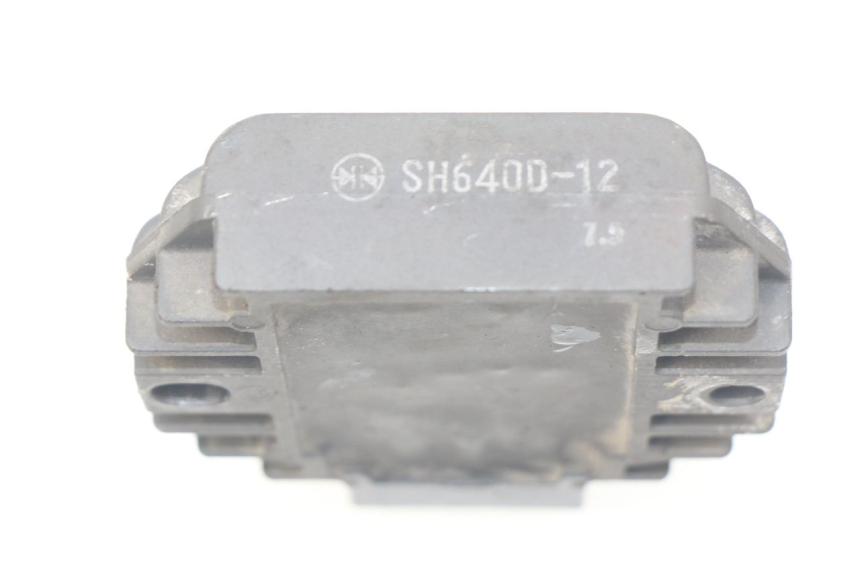 photo de CHARGING REGULATOR SUZUKI XF FREEWIND 650 (1997 - 2003)