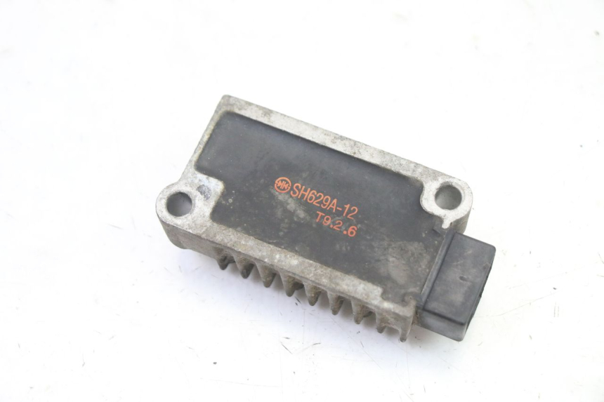 photo de CHARGING REGULATOR YAMAHA TDR DELTABOX 125 (1993 - 2003)