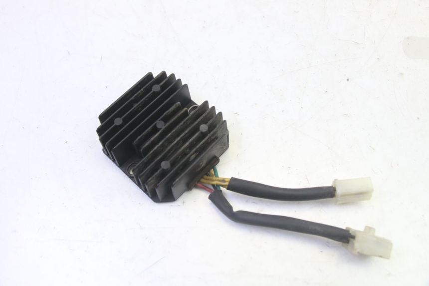 photo de REGULATOR PEUGEOT TWEET PRO CARGO 50 (2018 - 2020)