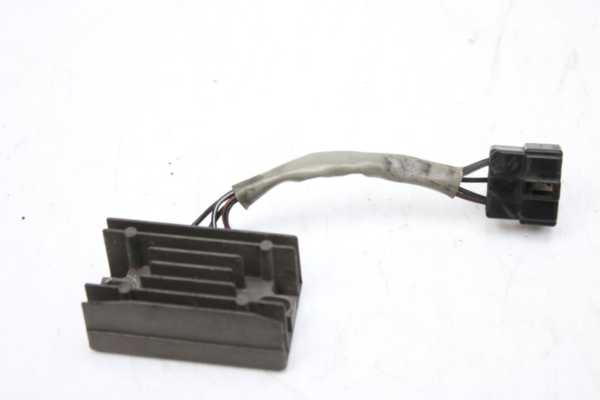 photo de CHARGING REGULATOR SUZUKI UH BURGMAN 125 (2002 - 2006)