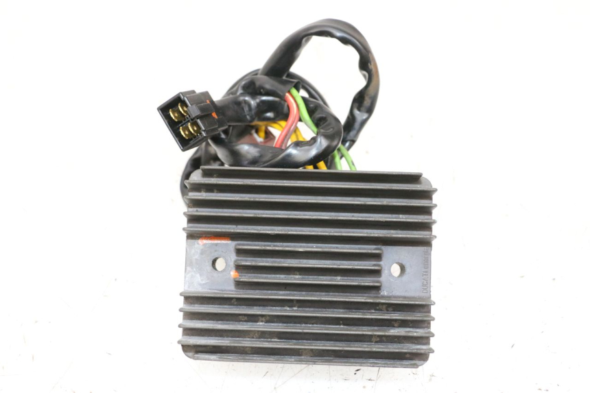 photo de CHARGING REGULATOR PIAGGIO VESPA GTS SUPER IE 125 (2009 - 2016) - Main view