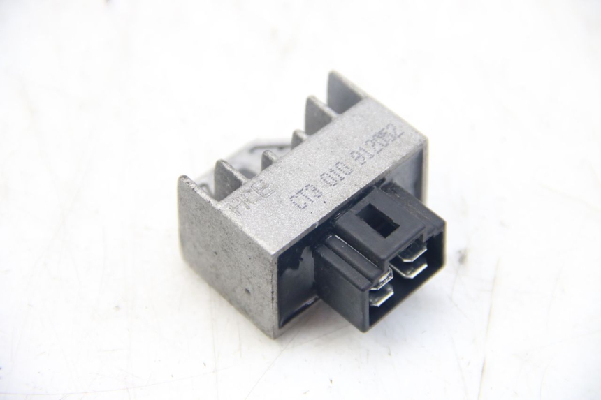 photo de CHARGING REGULATOR PEUGEOT VIVACITY NEW 4T 50 (2008 - 2017)