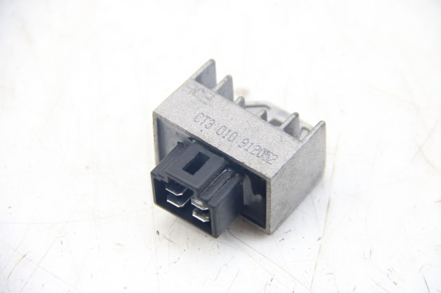 photo de CHARGING REGULATOR PEUGEOT VIVACITY NEW 4T 50 (2008 - 2017)