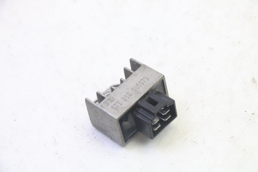 photo de CHARGING REGULATOR PEUGEOT VIVACITY NEW 4T 50 (2008 - 2017)