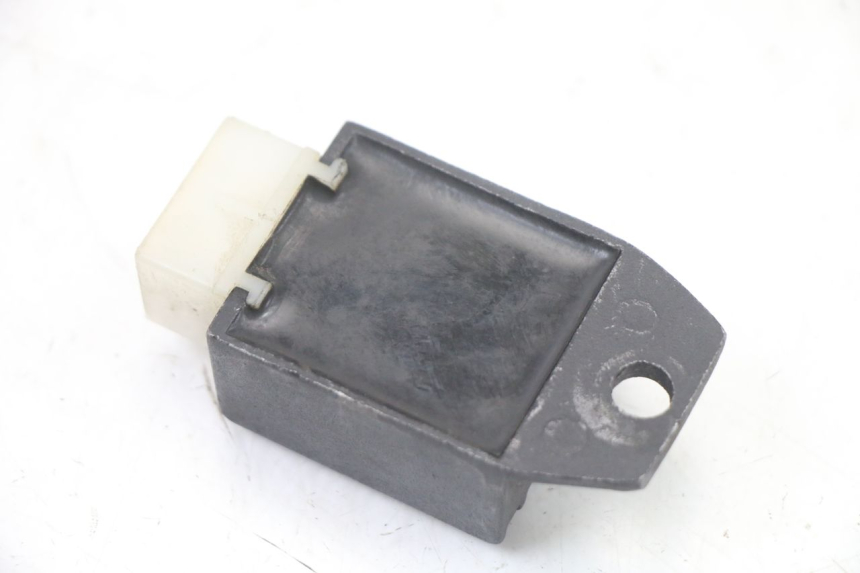 photo de CHARGING REGULATOR VONROAD YIBEN 125 (2006 - 2010)