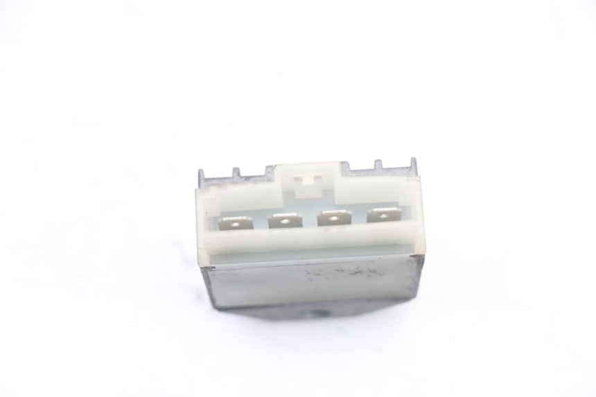 photo de REGULATOR YAMAHA WHY 50 (1998 - 2000)