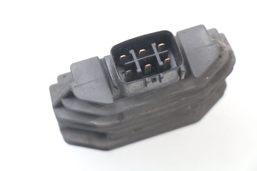 photo de REGULATOR YAMAHA XMAX X-MAX ABS 125 (2014 - 2016) - Zoom on usage condition