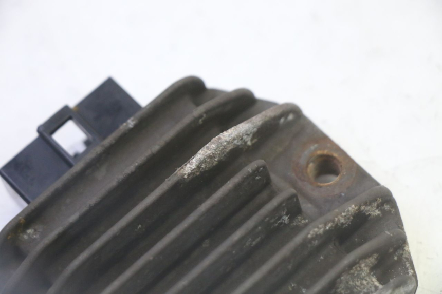 photo de CHARGING REGULATOR YAMAHA X-MAX XMAX 125 (2010 - 2014)