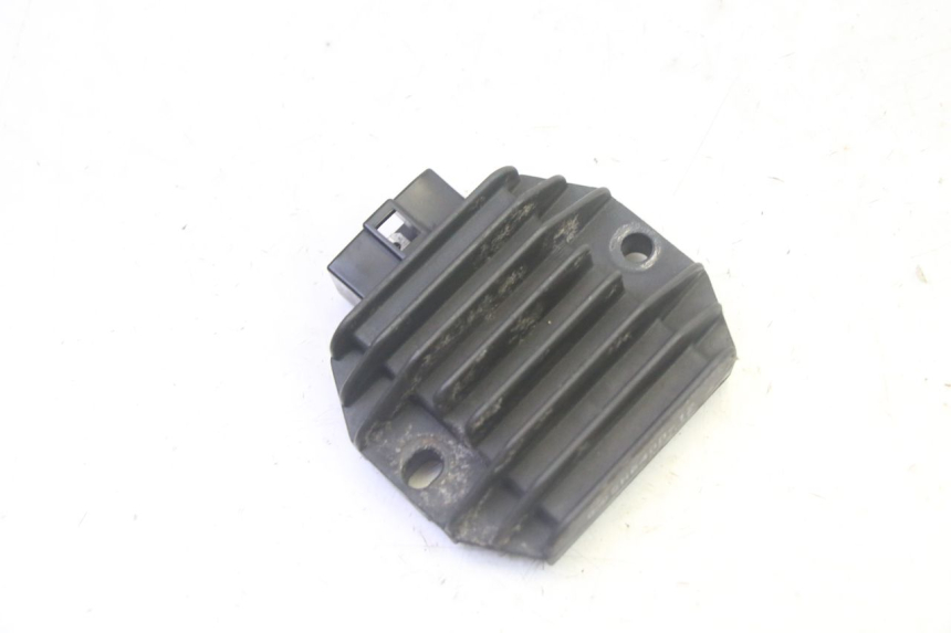 photo de CHARGING REGULATOR PIAGGIO X8 125 (2004 - 2007) - Main view
