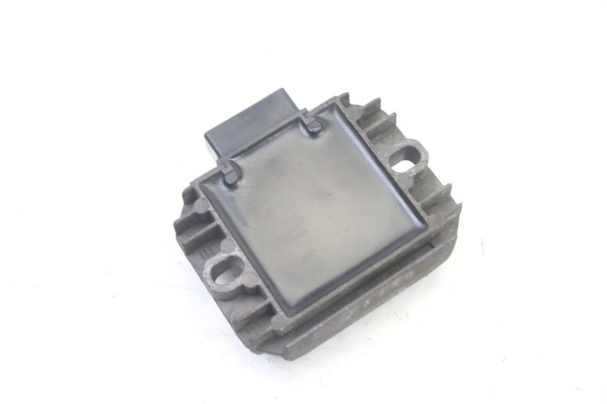 photo de CHARGING REGULATOR PIAGGIO XEVO - X EVO 125 (2007 - 2016)
