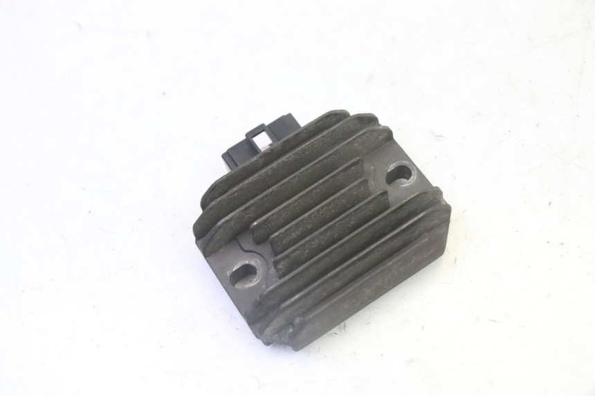 photo de CHARGING REGULATOR PIAGGIO XEVO - X EVO 125 (2007 - 2016)