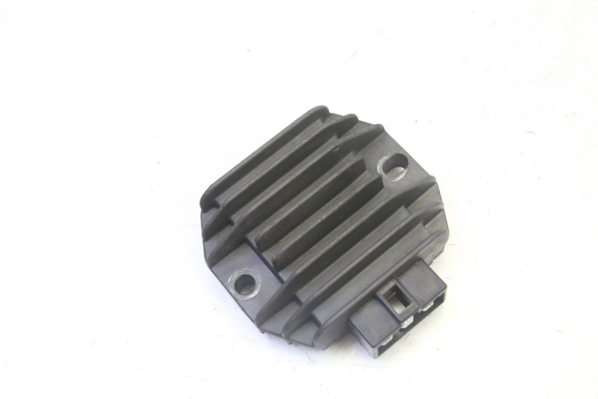 photo de CHARGING REGULATOR PIAGGIO XEVO - X EVO 125 (2007 - 2016)