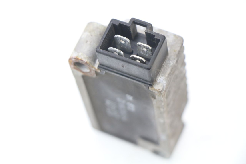 photo de CHARGING REGULATOR YAMAHA XJN XJ N DIVERSION 600 (1994 - 1997)