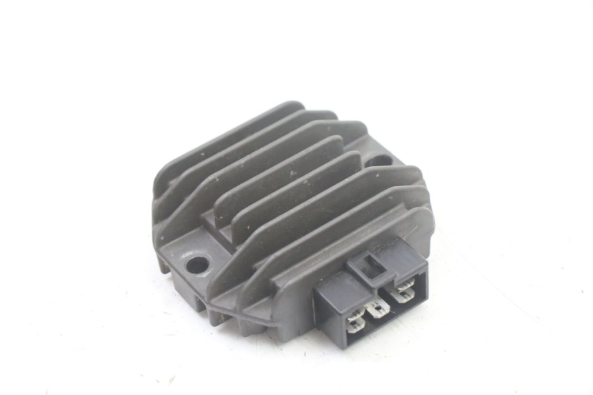 photo de CHARGING REGULATOR YAMAHA YP MAJESTY 125 (2007 - 2010)