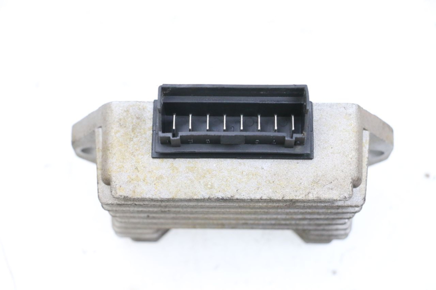 photo de CHARGING REGULATOR PIAGGIO ZIP 2T 50 (2009 - 2019) - Component detail