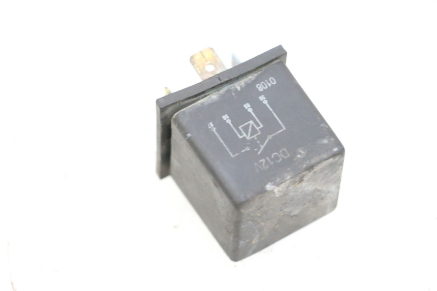 photo de STARTER RELAY MBK BOOSTER SPIRIT 50 (2004 - 2017) - Zoom on usage condition