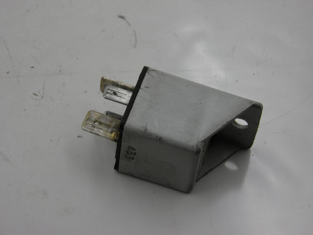 photo de STARTER RELAY DERBI GP MAX 250 (2006 - 2008)