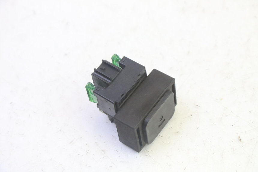 photo de STARTER RELAY SUZUKI DL V STROM 1000 (2002 - 2007) - Alternative perspective