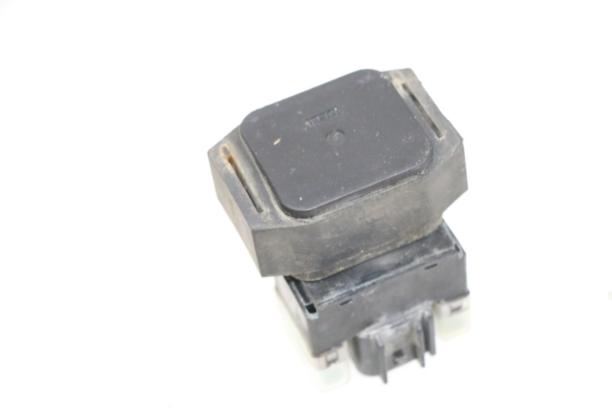 photo de STARTER RELAY YAMAHA FJR ABS 1300 (2006 - 2012) - Zoom on usage condition