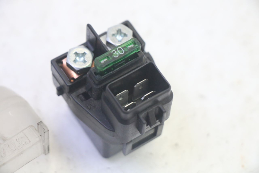 photo de STARTER RELAY SUZUKI GSF N BANDIT 600 (1996 - 1999) - Component detail