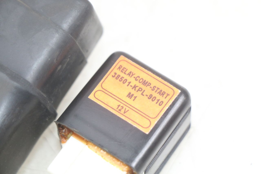 photo de STARTER RELAY HONDA SCV LEAD 100 (2003 - 2007)