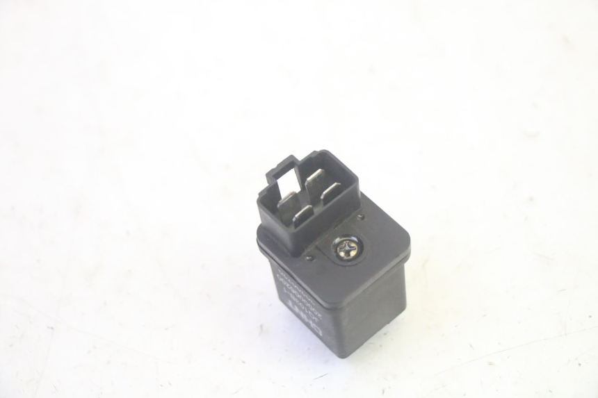 photo de STARTER RELAY PEUGEOT KISBEE 4T 50 (2018 - 2022) - Alternative perspective