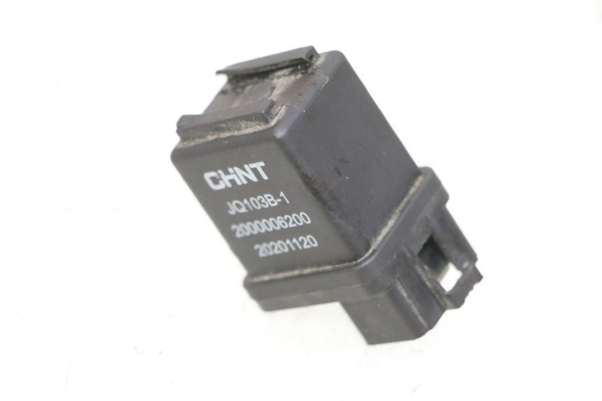 photo de STARTER RELAY PEUGEOT KISBEE 4T 50 (2018 - 2022) - Zoom on usage condition