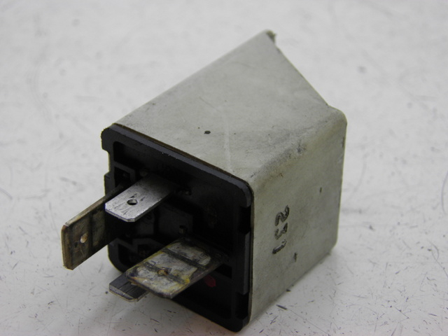 photo de STARTER RELAY PIAGGIO SUPER LX 125 (2000 - 2003)