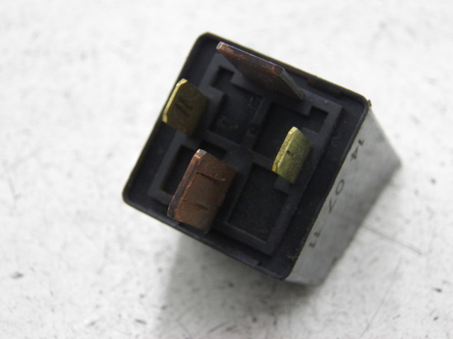 photo de STARTER RELAY PIAGGIO ZIP 2T 50 (2009 - 2019)