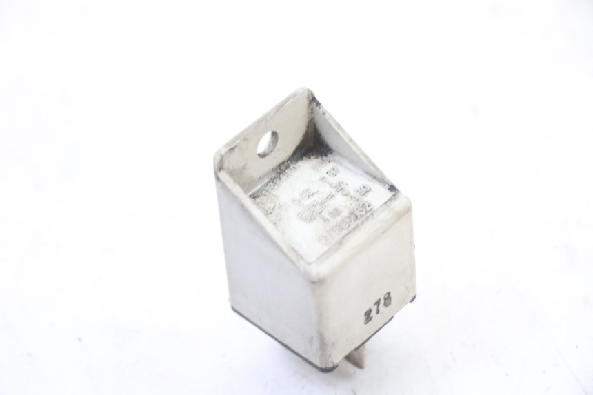 photo de STARTER RELAY PEUGEOT SATELIS COMPRESSOR K15 125 (2006 - 2009)