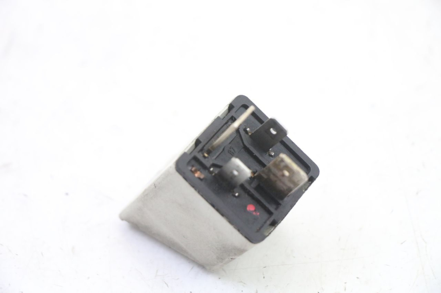 photo de STARTER RELAY PEUGEOT SATELIS COMPRESSOR K15 125 (2006 - 2009)
